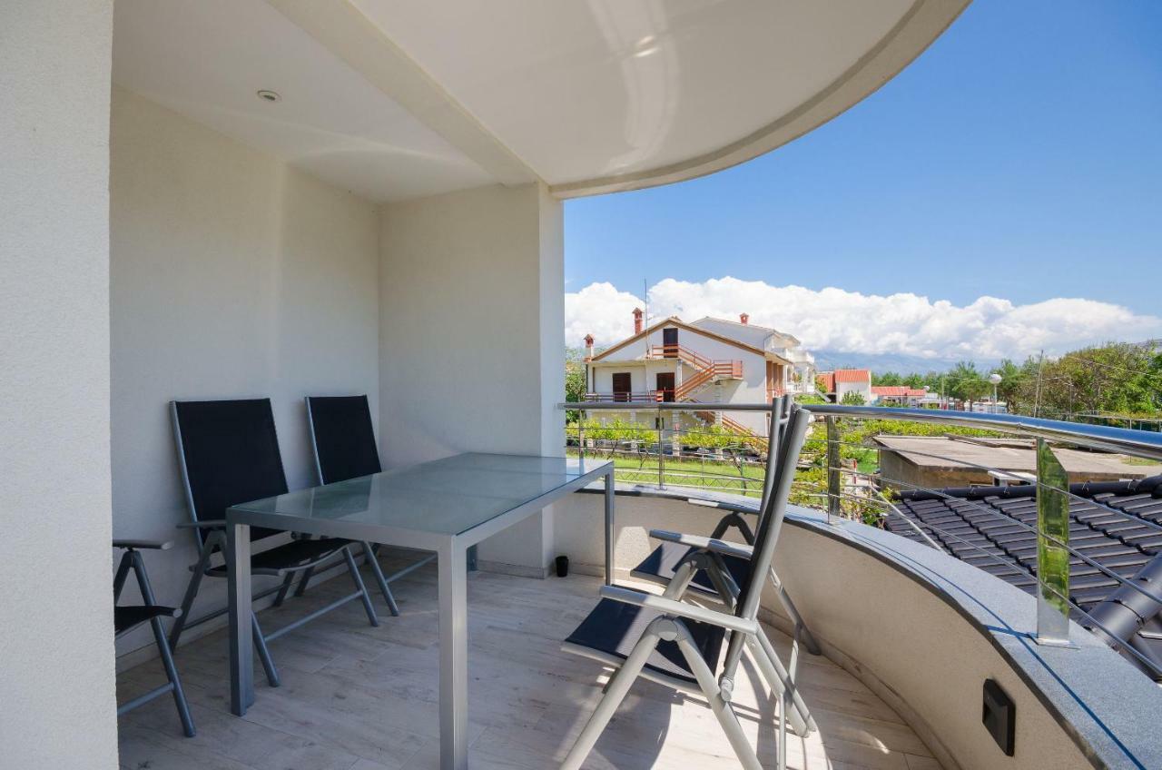 Apartments Zorka Lopar Luaran gambar