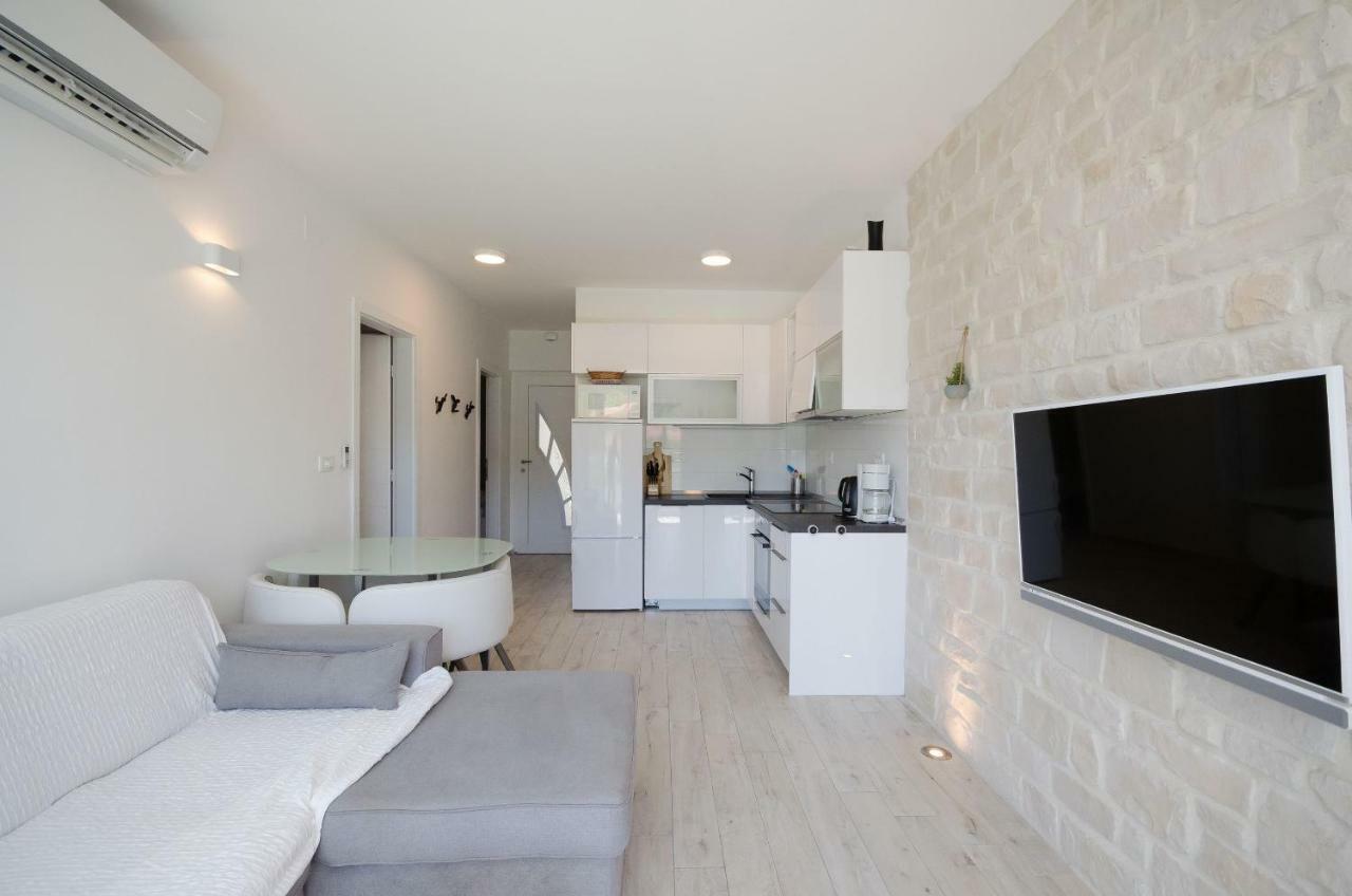 Apartments Zorka Lopar Luaran gambar